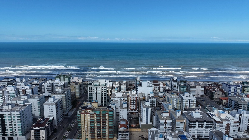 APARTAMENTO À VENDA EM CAPÃO DA CANOA, SACADA DE FRENTE COM TERRAÇO: 38ª foto da galeria de imagens do imóvel