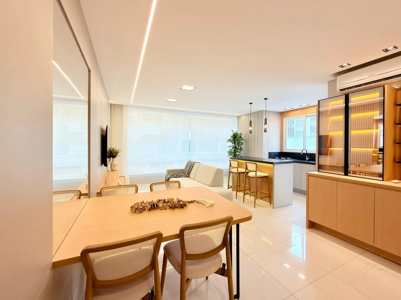 APARTAMENTO À VENDA EM CAPÃO DA CANOA, SACADA DE FRENTE COM TERRAÇO: 4ª foto da galeria de imagens do imóvel