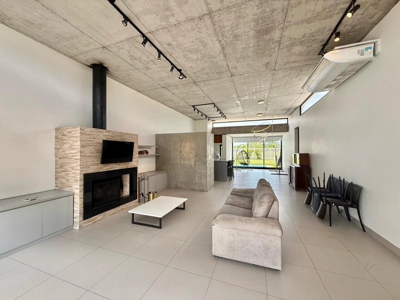 CASA 4 SUITES TÉRREA NO CAPÃO ILHAS RESORT: 4ª foto da galeria de imagens do imóvel