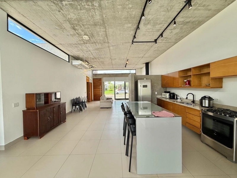 CASA 4 SUITES TÉRREA NO CAPÃO ILHAS RESORT: 5ª foto da galeria de imagens do imóvel