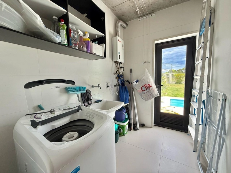 CASA 4 SUITES TÉRREA NO CAPÃO ILHAS RESORT: 8ª foto da galeria de imagens do imóvel