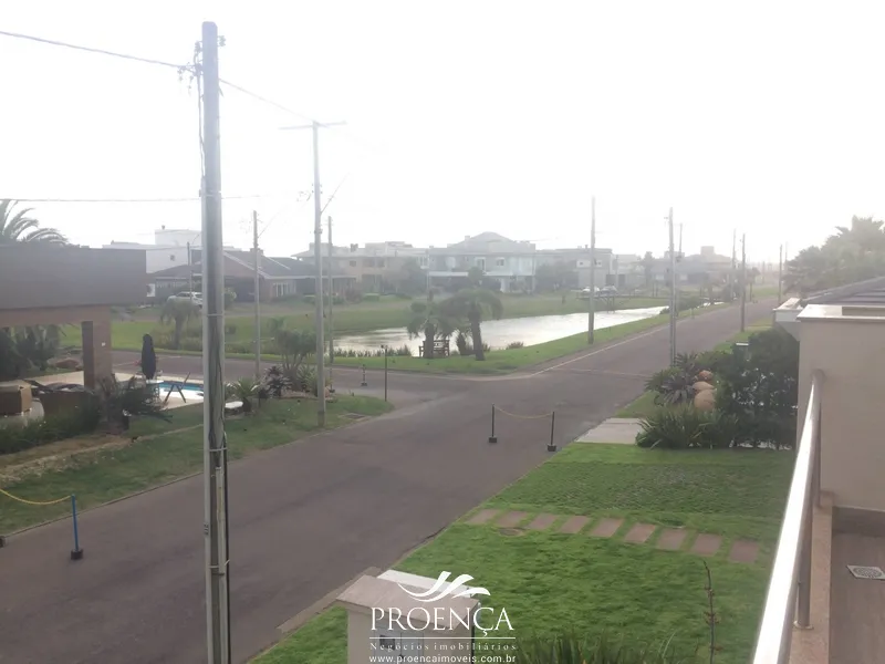 Sobrado em condomínio a beira mar: 9ª foto da galeria de imagens do imóvel