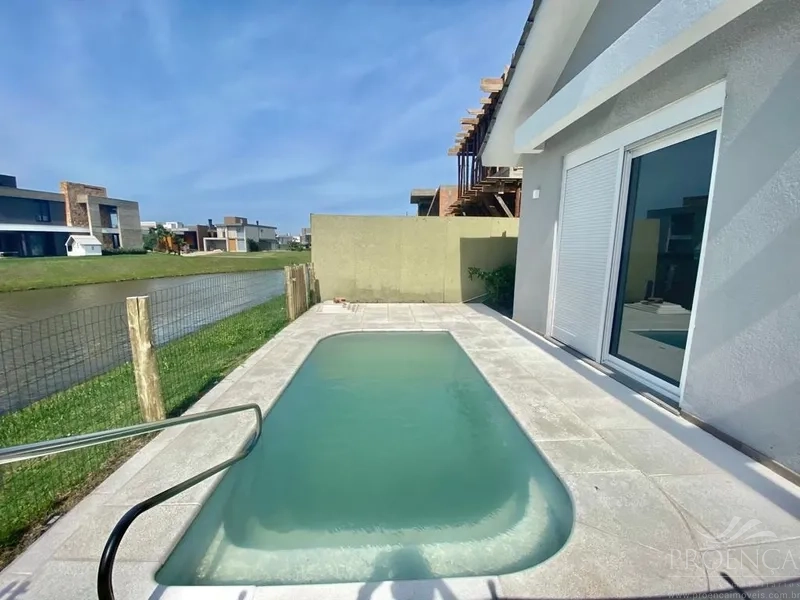Casa Térrea 4 suítes Beira Lago- Cond Capão Ilhas - Capão da Canoa: 25ª foto da galeria de imagens do imóvel