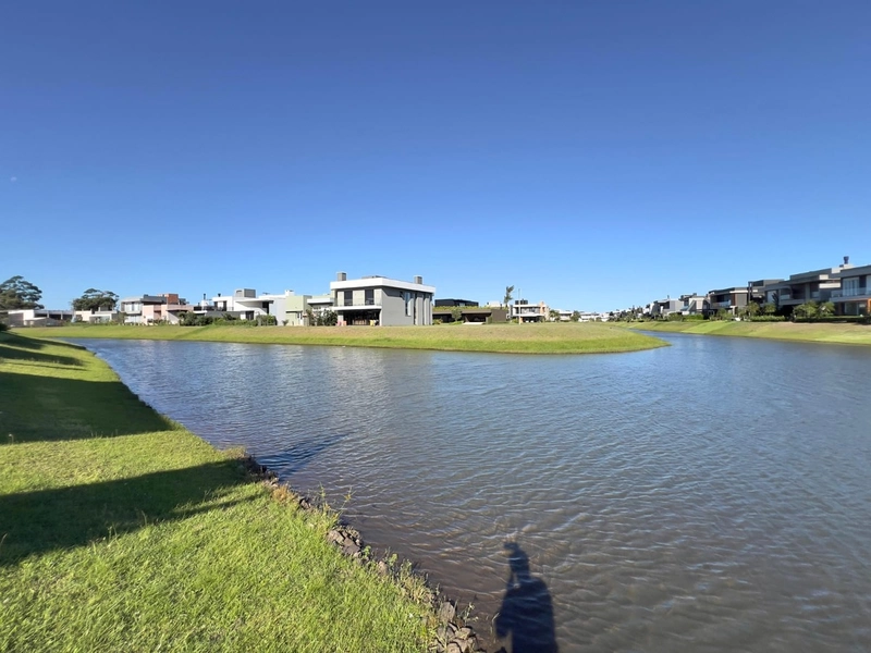 Sobrado Beira Lago 4 suítes-Cond Capão Ilhas -Capão da Canoa: 38ª foto da galeria de imagens do imóvel