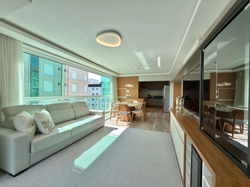 Apartamento 3 dormitórios Na Avenida e vista eterna Mar: 11ª foto da galeria de imagens do imóvel