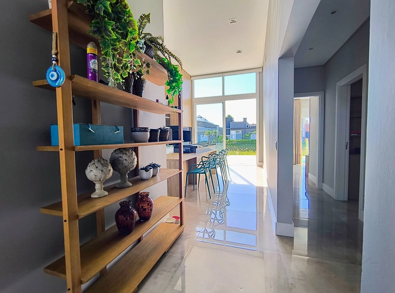 Excelente Casa Térrea, Mobiliada e Decorada, 4 suítes  .: 6ª foto da galeria de imagens do imóvel