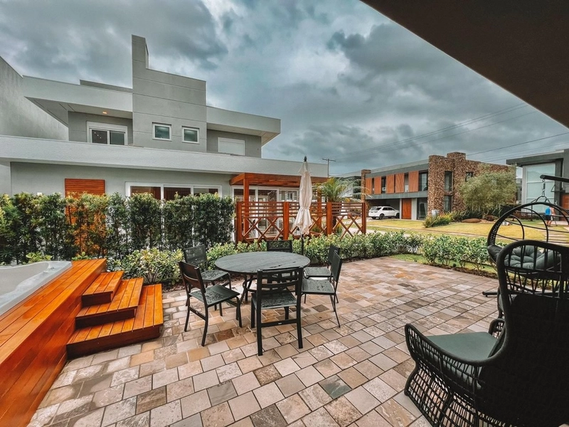 CASA DE ESQUINA  NO CONDOMÍNIO CAPÃO ILHAS RESORT: 7ª foto da galeria de imagens do imóvel