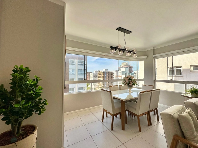 Apartamento 03 dormitórios frente Praça Tiaraju em Capão da Canoa: 6ª foto da galeria de imagens do imóvel