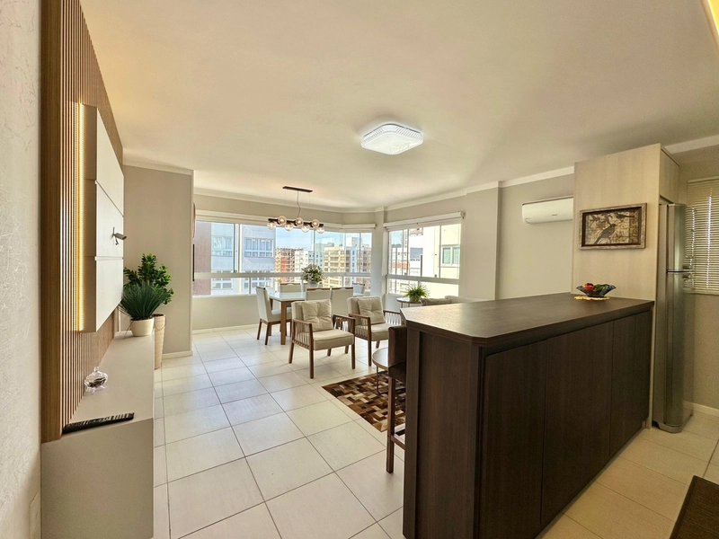 Apartamento 03 dormitórios frente Praça Tiaraju em Capão da Canoa: 4ª foto da galeria de imagens do imóvel