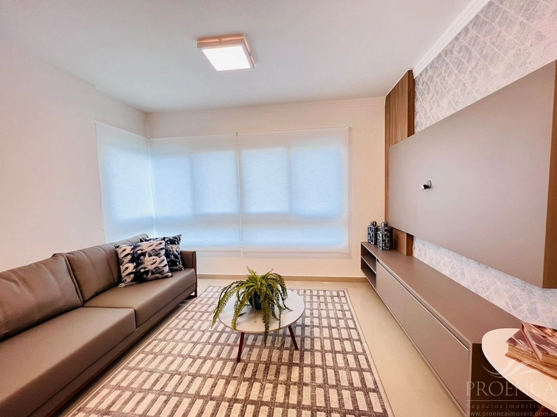 Apartamento 03 dormitórios junto a Av. Ubirajara em Capão da Canoa.: 1ª foto da galeria de imagens do imóvel