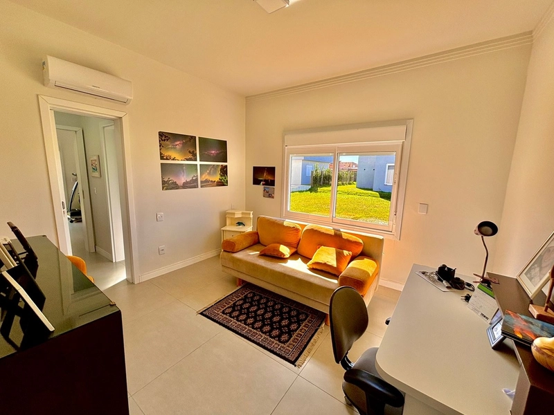 Excelente Casa Térrea 200m² sendo 4 suítes, frente Mar.: 15ª foto da galeria de imagens do imóvel