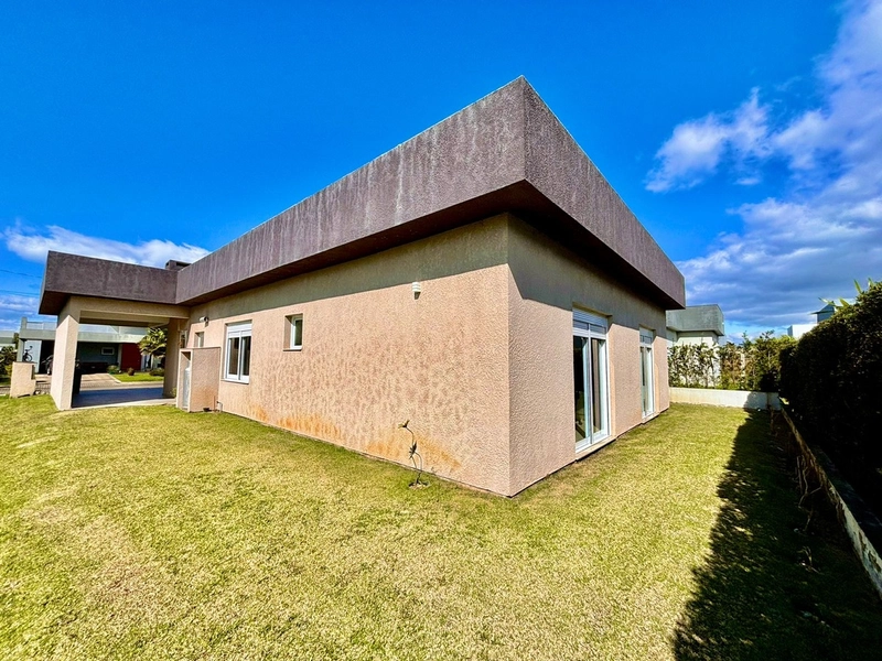 Excelente Casa Térrea 200m² sendo 4 suítes, frente Mar.: 22ª foto da galeria de imagens do imóvel