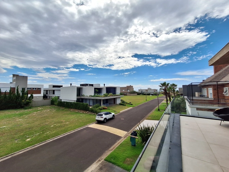 Sobrado a venda no Condomínio Fechado Playa Vista em Xangri-lá: 51ª foto da galeria de imagens do imóvel