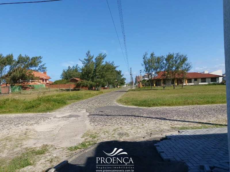 Apartamento duplex 2 dormitórios, Bairro Zona Nova em Capão da Canoa: 4ª foto da galeria de imagens do imóvel