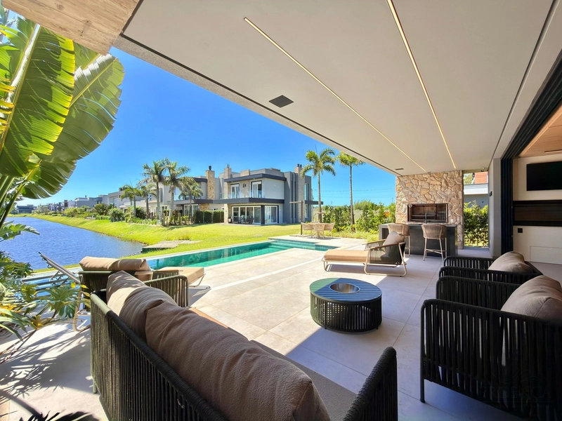 CONDOMÍNIO CAPÃO ILHAS RESORT - CASA COM VISTA INCRÍVEL PARA O LAGOA: 31ª foto da galeria de imagens do imóvel