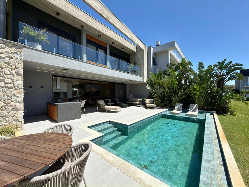 CONDOMÍNIO CAPÃO ILHAS RESORT - CASA COM VISTA INCRÍVEL PARA O LAGOA: 45ª foto da galeria de imagens do imóvel