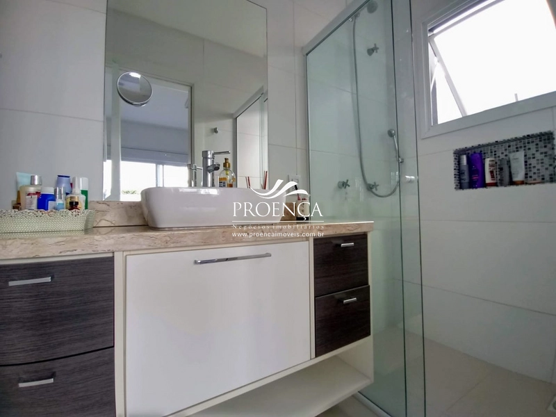 Casa térrea 4 suítes, Condomínio Las Palmas em Xangri-lá: 18ª foto da galeria de imagens do imóvel