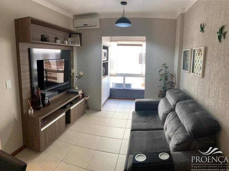 Apartamento no centro, 2 dormitórios, churrasqueira e garagem