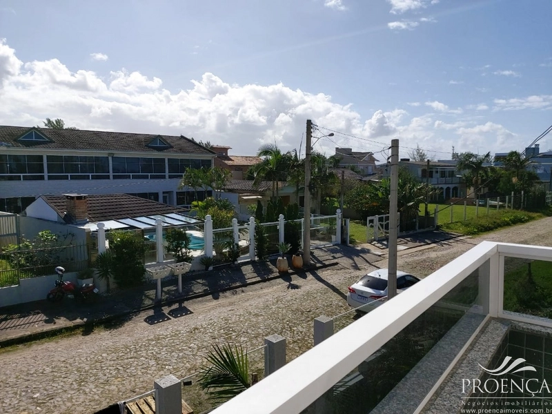 Belo duplex a beira mar.: 3ª foto da galeria de imagens do imóvel
