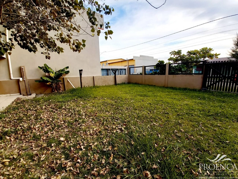 Duplex 4 dormitórios sendo 1 suíte, amplo pátio na frente: 8ª foto da galeria de imagens do imóvel