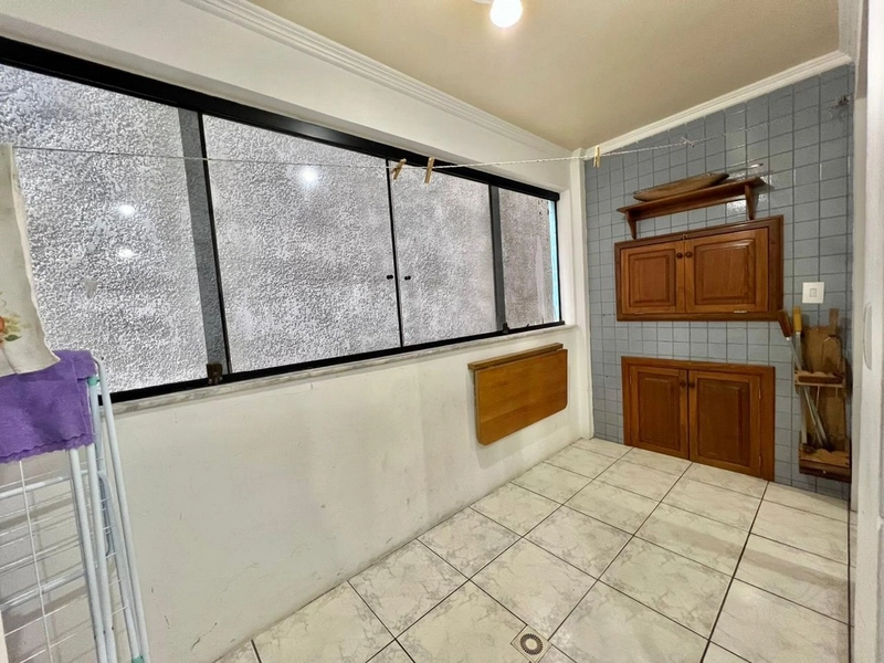 Apartamento de 2 dormitórios no Centro.: 3ª foto da galeria de imagens do imóvel