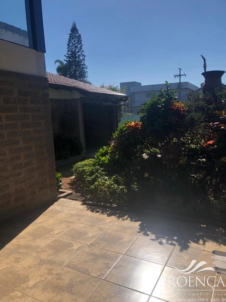Casa térrea com 3 suítes, no bairro Zona nova em Capão da Canoa: 4ª foto da galeria de imagens do imóvel