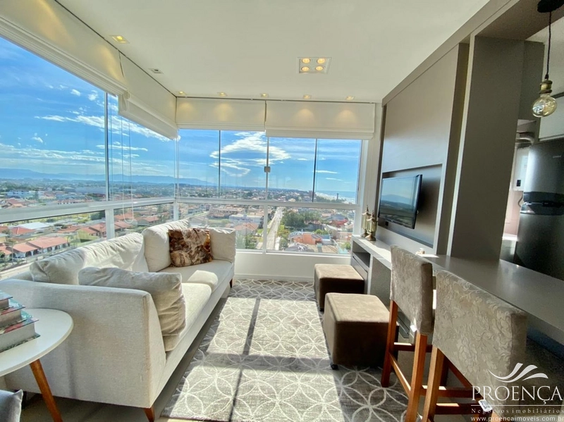 Apartamento 3 dormitórios decorado com vista para o Mar: 1ª foto da galeria de imagens do imóvel
