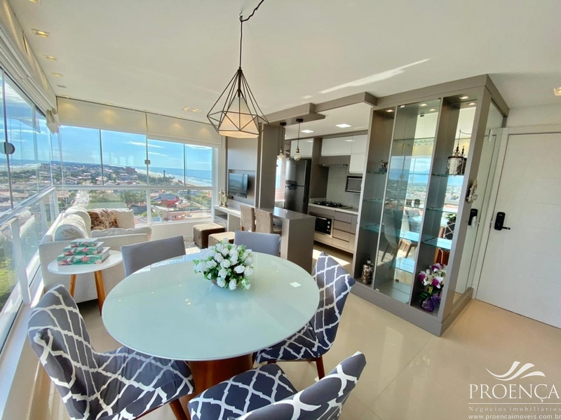 Apartamento 3 dormitórios decorado com vista para o Mar: 7ª foto da galeria de imagens do imóvel