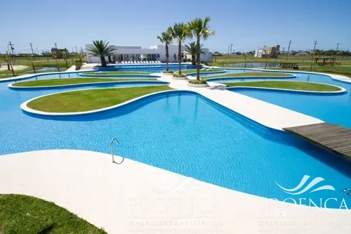 Opção exclusiva de terrenos lado a lado no Condomínio Dubai Resort!: 4ª foto da galeria de imagens do imóvel