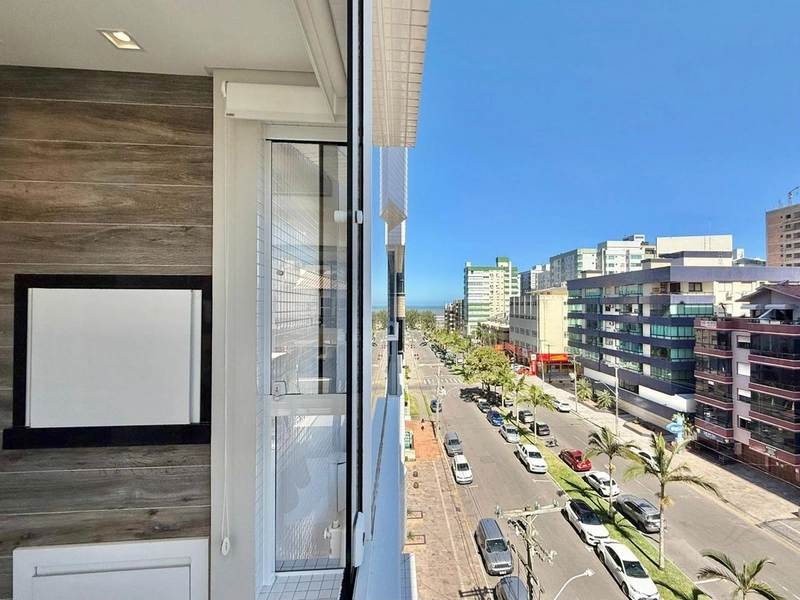 Apartamento mobiliado e decorado com vista Mar frente Avenida