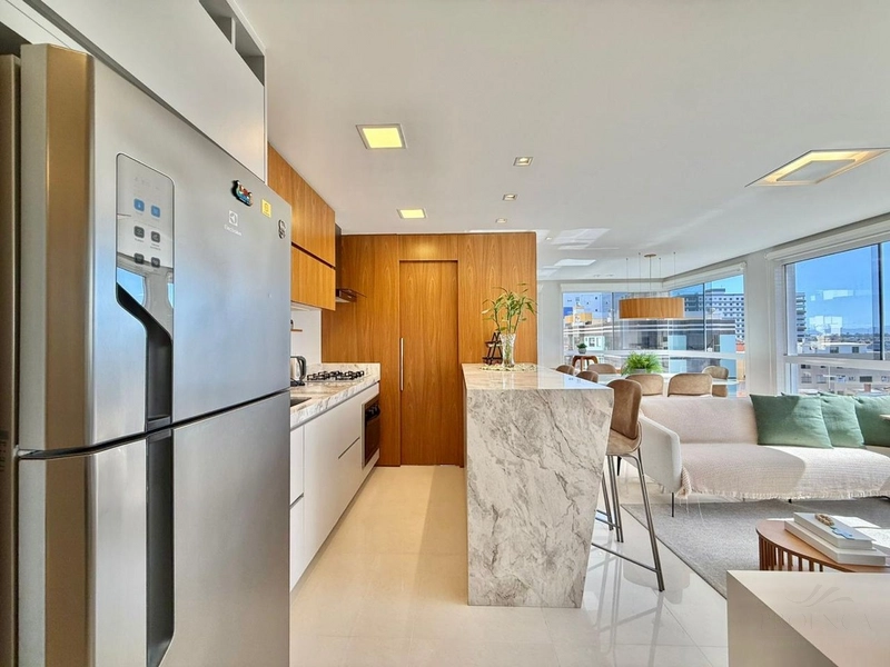 Apartamento mobiliado e decorado com vista Mar frente Avenida: 16ª foto da galeria de imagens do imóvel