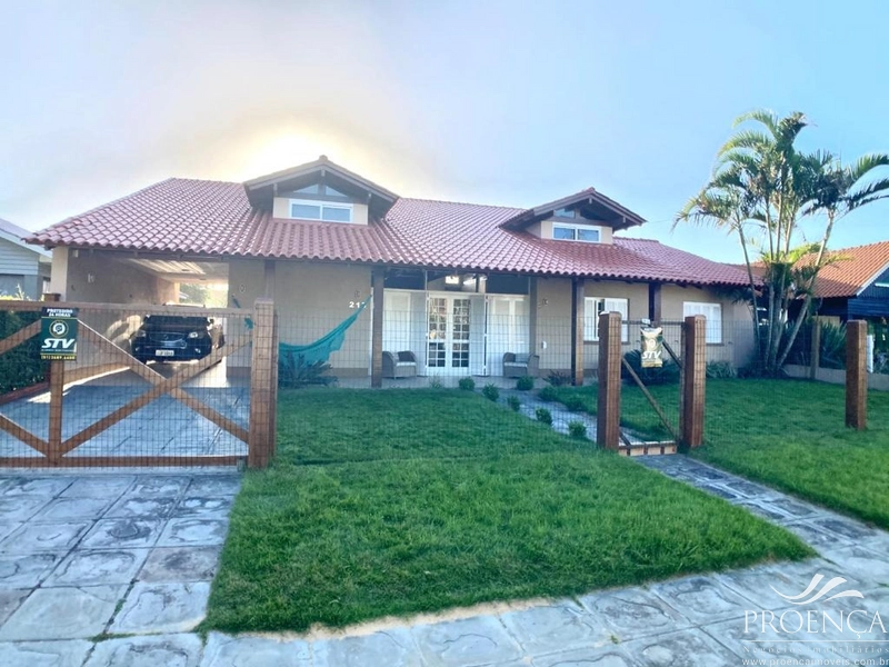 Casa 04 dormitórios em Atlântida, Xangri-lá: 1ª foto da galeria de imagens do imóvel