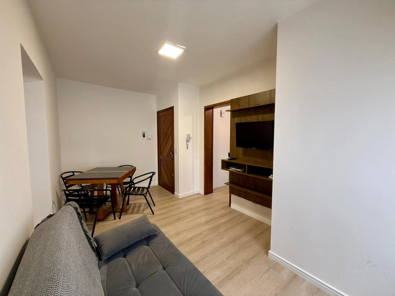 Apartamento de 02 dormitórios no Centro de Capão da Canoa: 3ª foto da galeria de imagens do imóvel