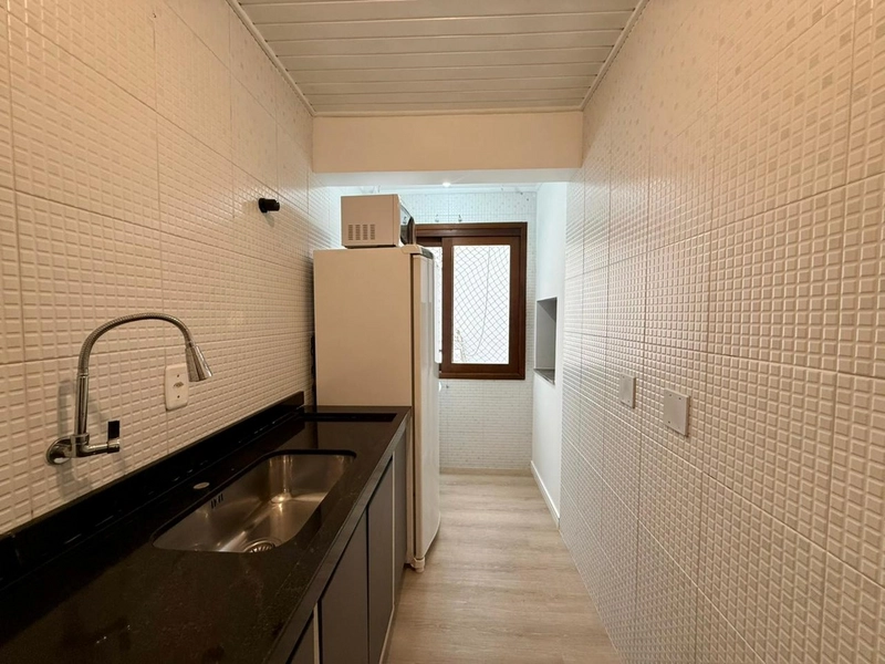 Apartamento de 02 dormitórios no Centro de Capão da Canoa: 6ª foto da galeria de imagens do imóvel
