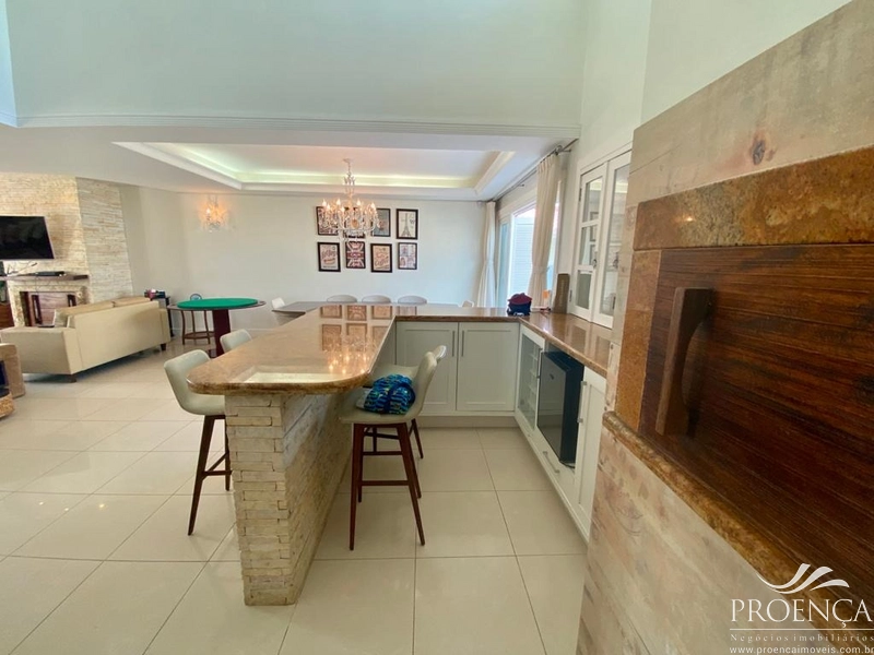 Casa 6 dormitórios em Atlântida 2 quadras do Mar: 7ª foto da galeria de imagens do imóvel