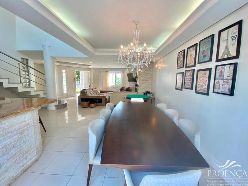 Casa 6 dormitórios em Atlântida 2 quadras do Mar: 5ª foto da galeria de imagens do imóvel