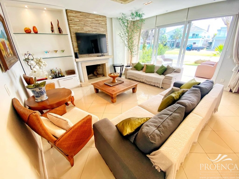 Casa com 310m² e 4 suítes, Beira Mar, Centro Xangrilá.: 5ª foto da galeria de imagens do imóvel
