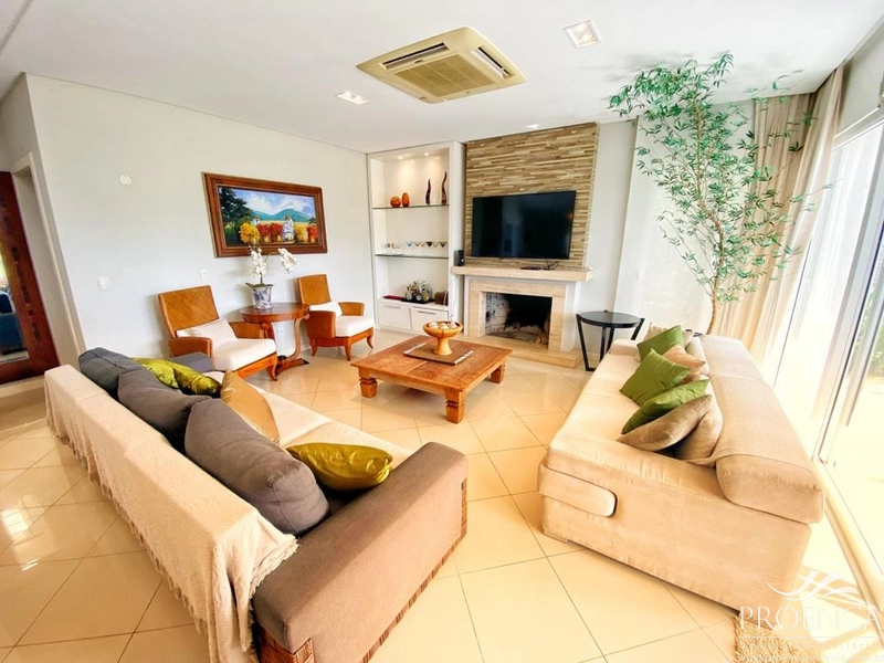 Casa com 310m² e 4 suítes, Beira Mar, Centro Xangrilá.: 6ª foto da galeria de imagens do imóvel