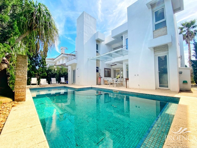 Casa com 310m² e 4 suítes, Beira Mar, Centro Xangrilá.: 1ª foto da galeria de imagens do imóvel