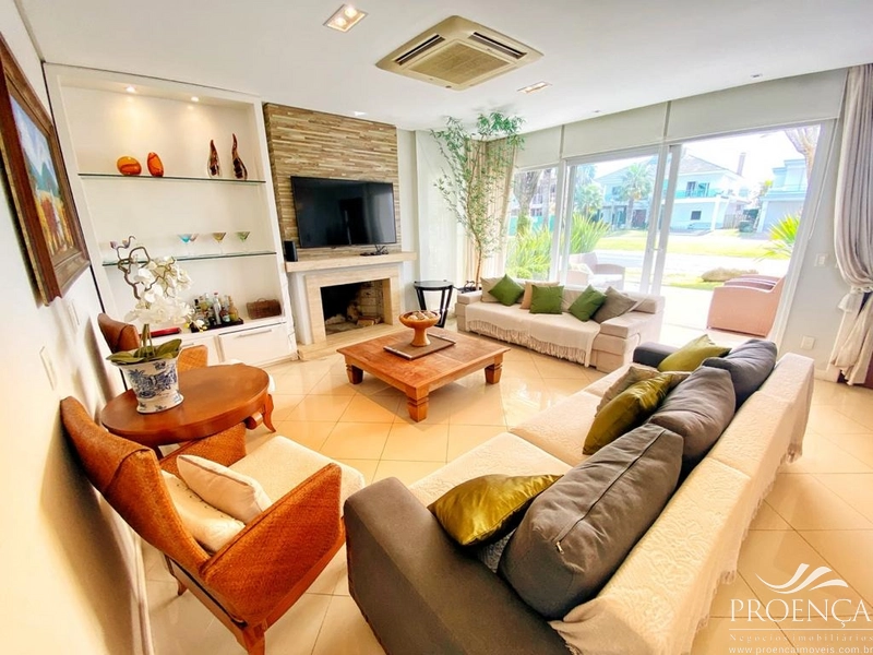 Casa com 310m² e 4 suítes, Beira Mar, Centro Xangrilá.: 7ª foto da galeria de imagens do imóvel