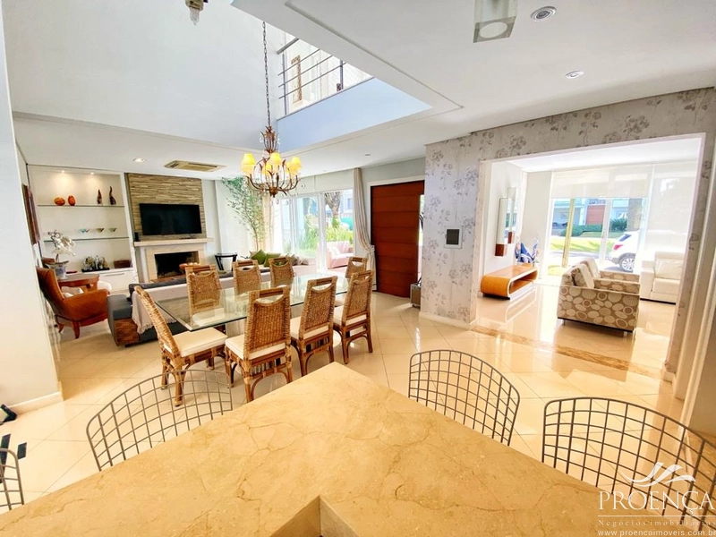 Casa com 310m² e 4 suítes, Beira Mar, Centro Xangrilá.: 12ª foto da galeria de imagens do imóvel