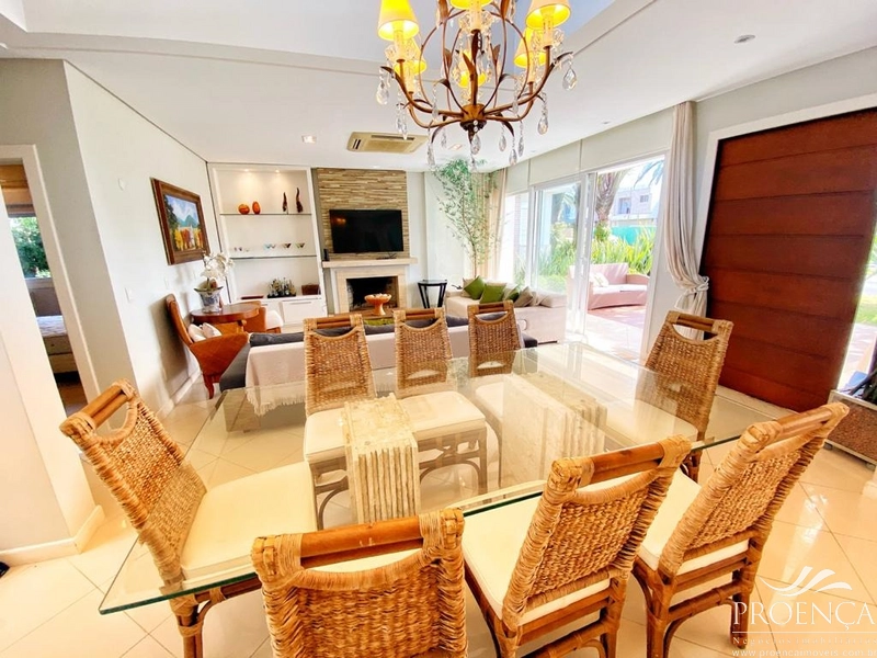 Casa com 310m² e 4 suítes, Beira Mar, Centro Xangrilá.: 8ª foto da galeria de imagens do imóvel