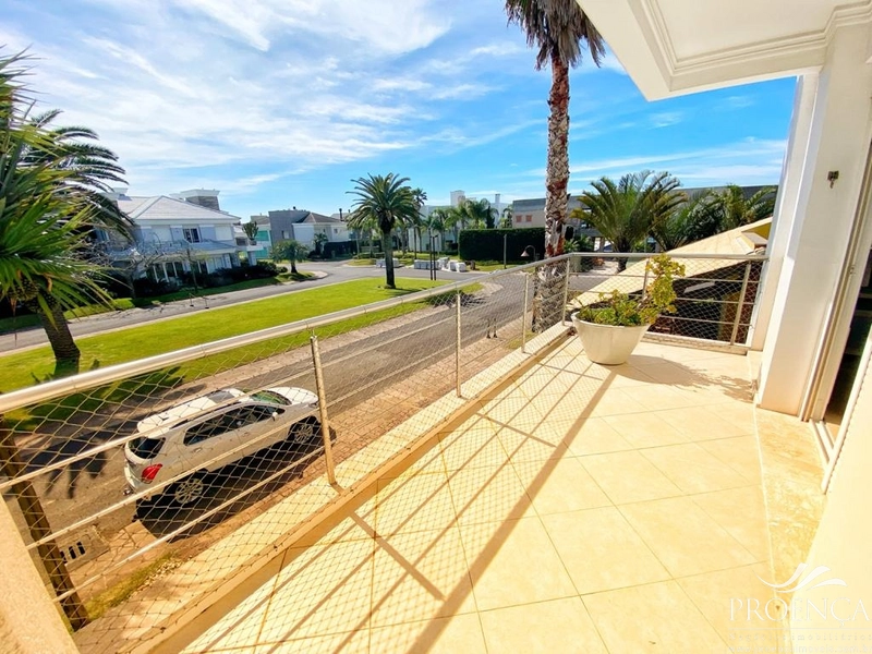 Casa com 310m² e 4 suítes, Beira Mar, Centro Xangrilá.: 38ª foto da galeria de imagens do imóvel