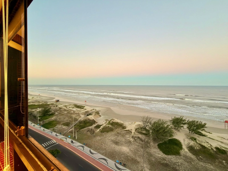 Apartamento 3 dormitórios, mobiliado, Beira Mar de Capão da Canoa