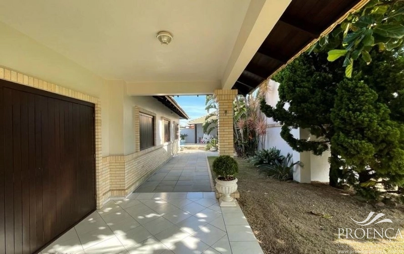 Casa 4 dormitórios, com piscina em Xangri-lá: 4ª foto da galeria de imagens do imóvel
