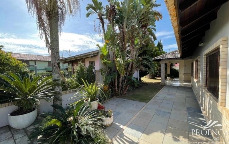 Casa 4 dormitórios, com piscina em Xangri-lá: 12ª foto da galeria de imagens do imóvel