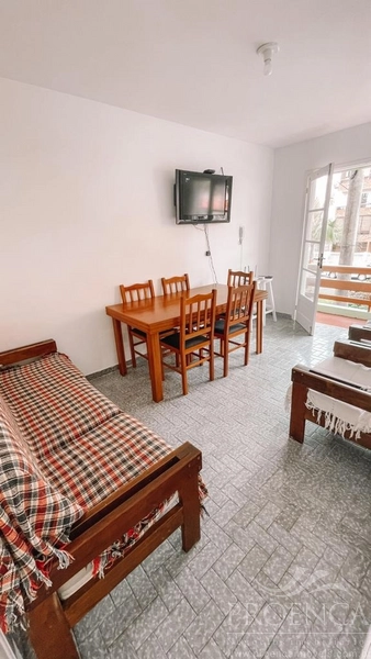 Apartamento 2 dormitórios c/ box, centro de Capão a 50 metros do mar.: 5ª foto da galeria de imagens do imóvel