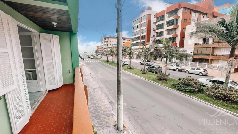Apartamento 2 dormitórios c/ box, centro de Capão a 50 metros do mar.: 2ª foto da galeria de imagens do imóvel
