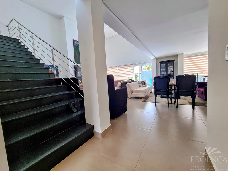 Sobrado com 405 m² no Condomínio Quintas do lago: 4ª foto da galeria de imagens do imóvel
