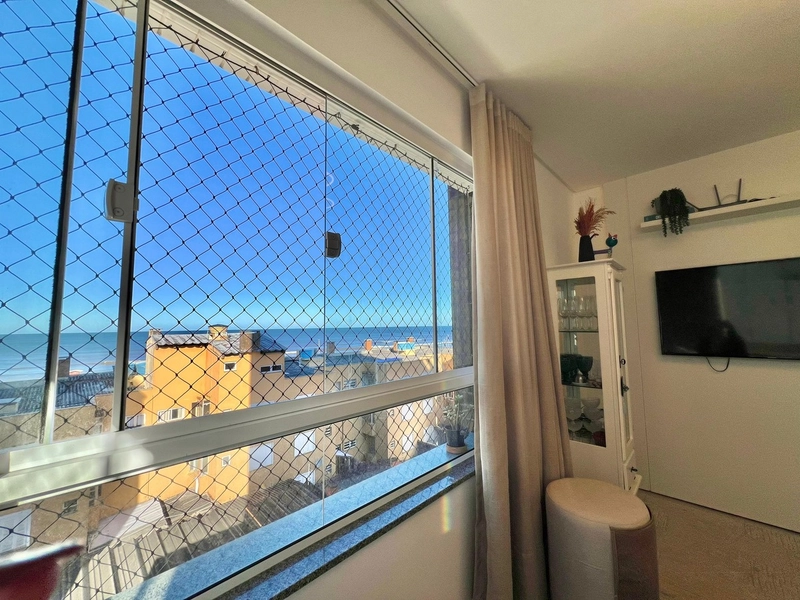 Junto a Praça Flavio Boianovski com vista para o Mar.: 11ª foto da galeria de imagens do imóvel